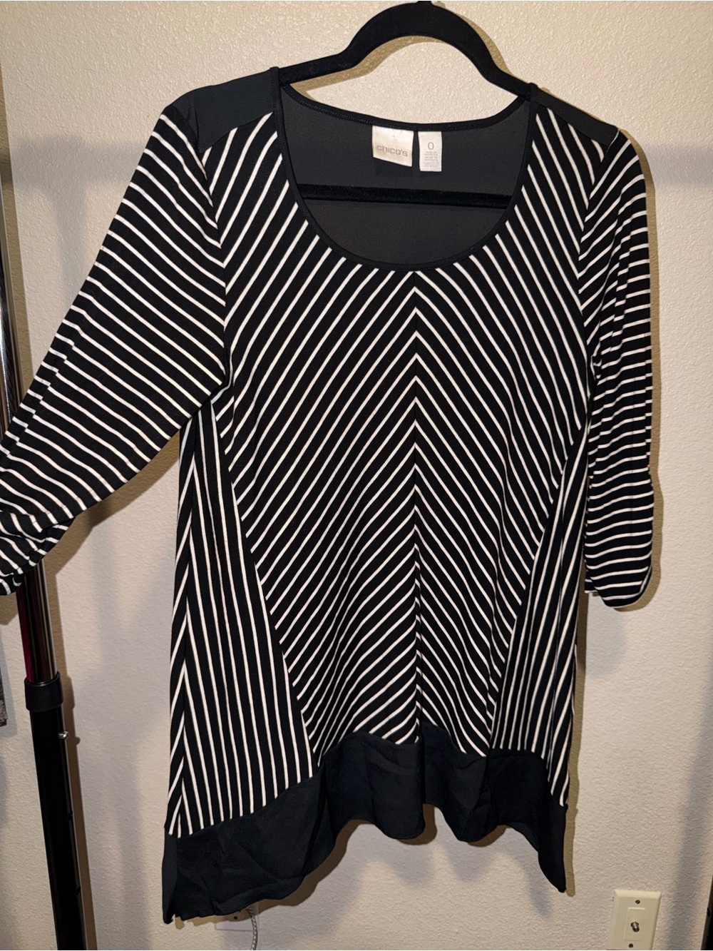 Chicos size 0 Black & White Striped Scoop Neck Women's Dress